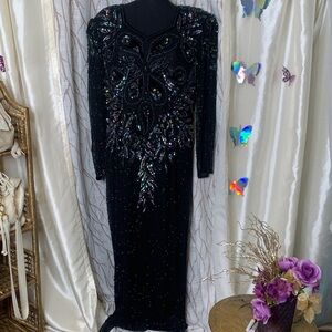 Vintage 1980’S Elegant long Black Sequin Dress